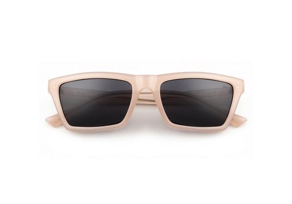 A.Kjaerbede zonnebril model CLAY kleur zacht roze met grijze glazen AKsunnies bril