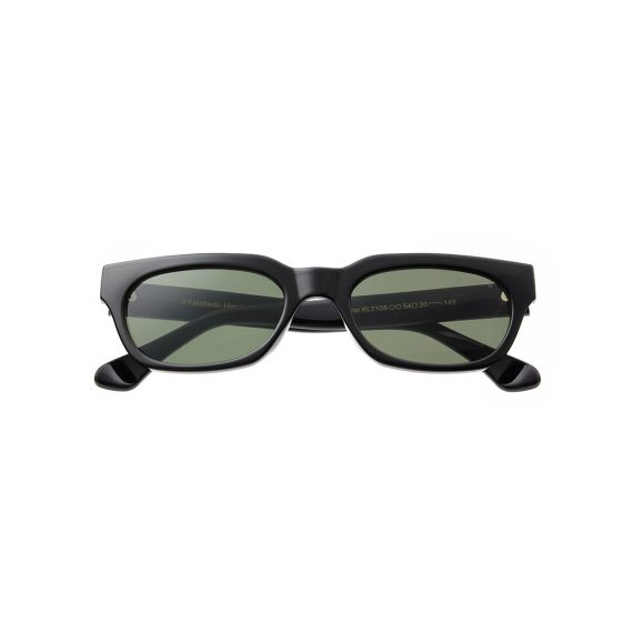 A.Kjaerbede zonnebril model BROR kleur zwart met groene glazen AKsunnies bril sunglasses Akjaerbede eyewear