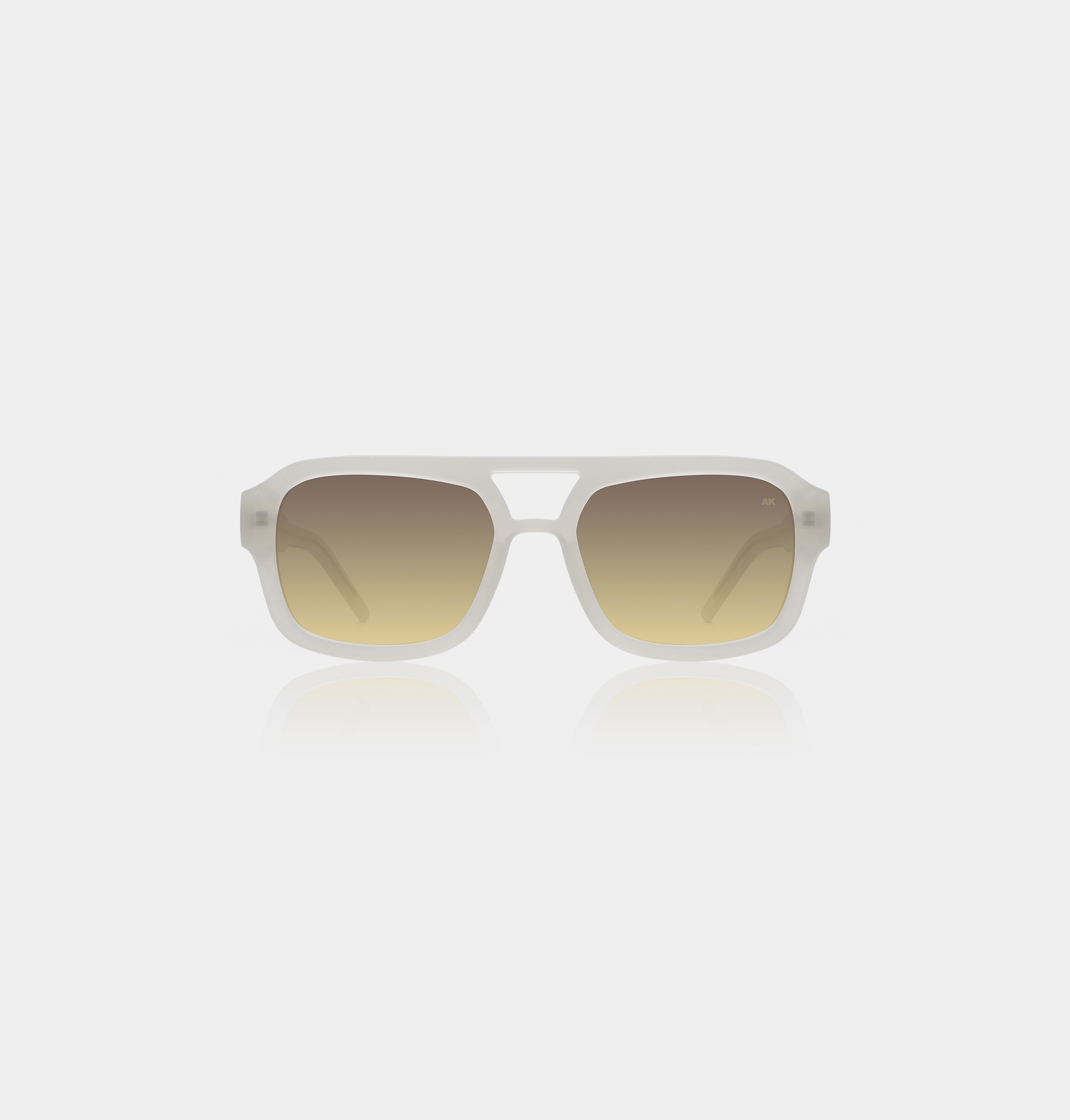 A.Kjaerbede zonnebril model KAYA kleur wit met oker glazen AKsunnies bril sunglasses eyewear