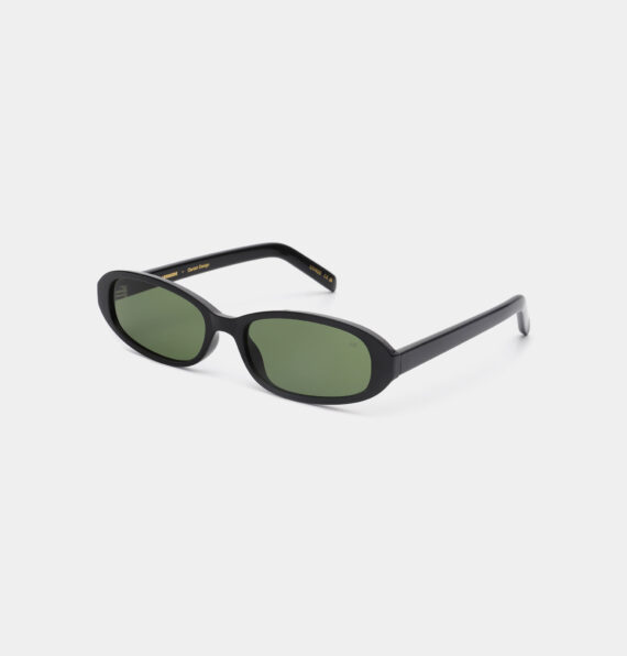 A.Kjaerbede zonnebril model MACY kleur zwart met groene glazen AKsunnies bril sunglasses eyewea