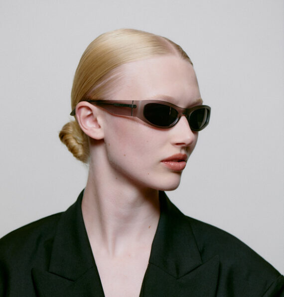 A.Kjaerbede zonnebril model GUST kleur GRIJS met SPIEGEL glazen AKsunnies bril sunglasses eyewear