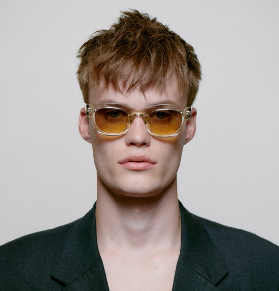 A.Kjaerbede zonnebril model LANE kleurecht met oker glazen AKsunnies bril sunglasses eyewear